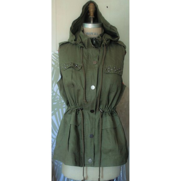 Forever 21 Jackets & Blazers - NEW OLIVE GREEN LINEN STUDDED ANORAK VEST L